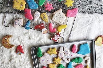 cut-out Sugar cookies with easy glaze that hardens